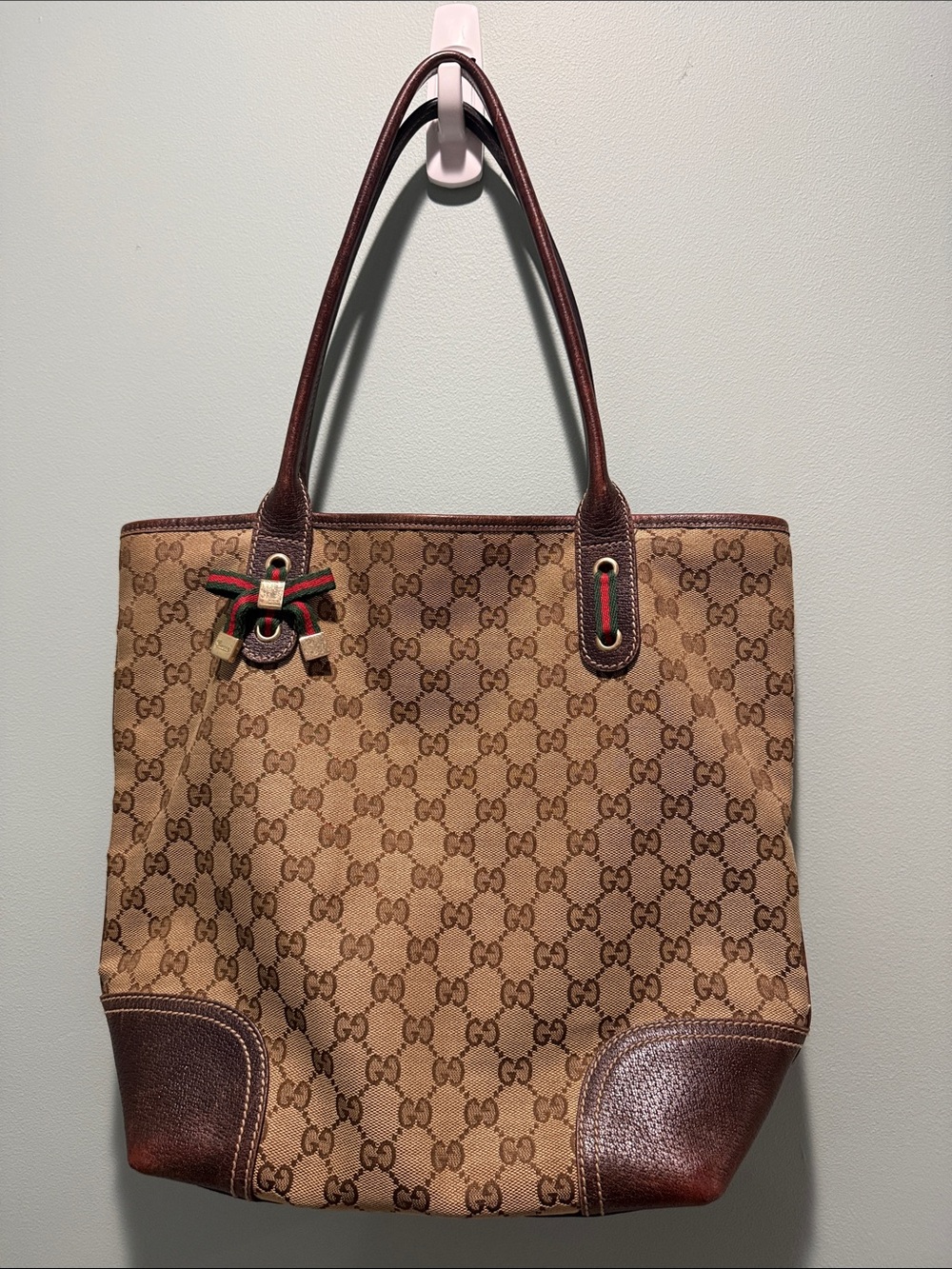 Gucci GG Canvas Vertical Princy Tote - Picture 11 of 16